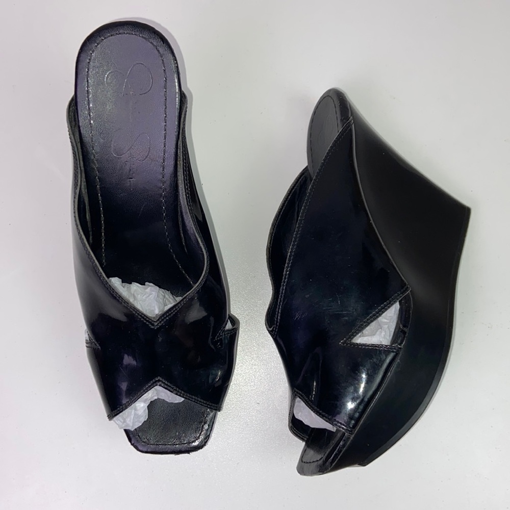 Classy, Fun, Flirty Jessica Simpson Patent Wedges, Black 7.5